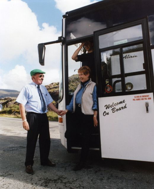 from-killarney-ring-of-kerry-mountain-road-1-day-bus-tour