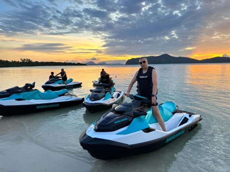 From Koh Samui: Pink Dolphin Boat Tour to Khanom with Lunch - FAQ