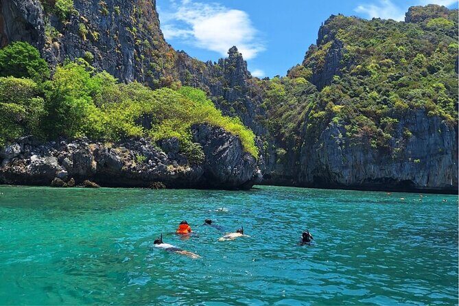 From Krabi - Phi Phi Island & Maya Bay Speedboat Tour with Lunch - FAQ