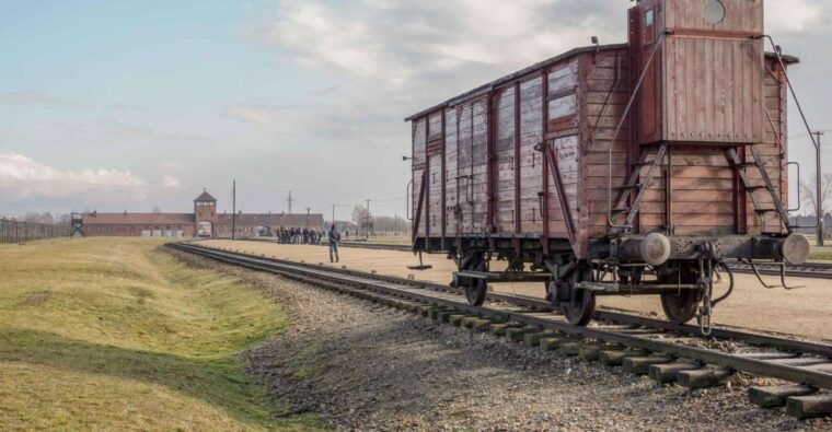 from-krakow-auschwitz-birkenau-full-day-guided-tour