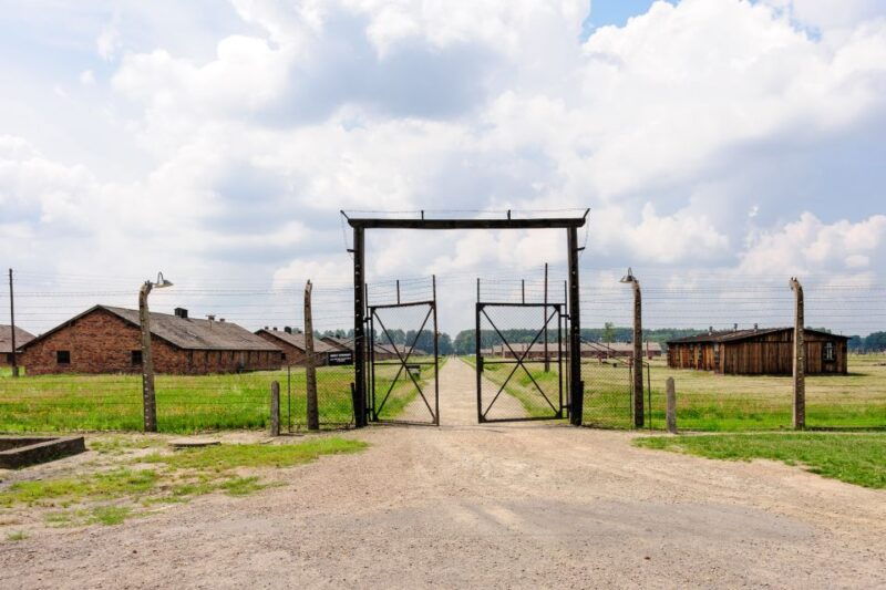 from-krakow-auschwitz-birkenau-guided-tour-hotel-pickup