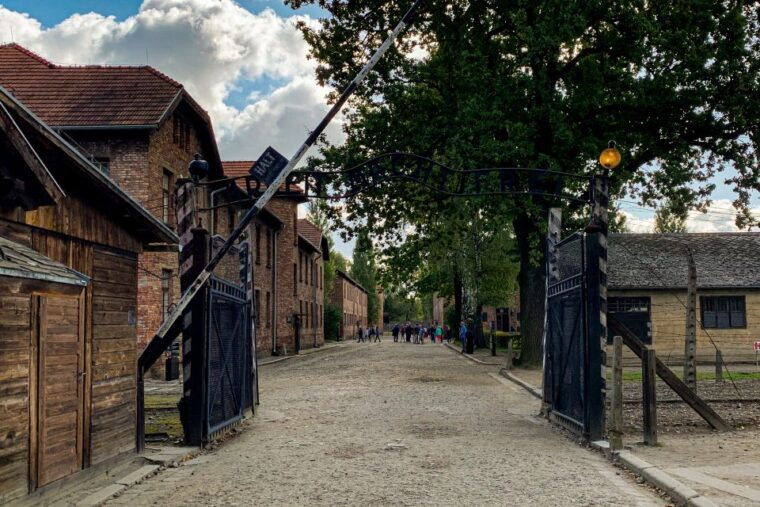 from-krakow-auschwitz-birkenau-memorial-and-museum-tour