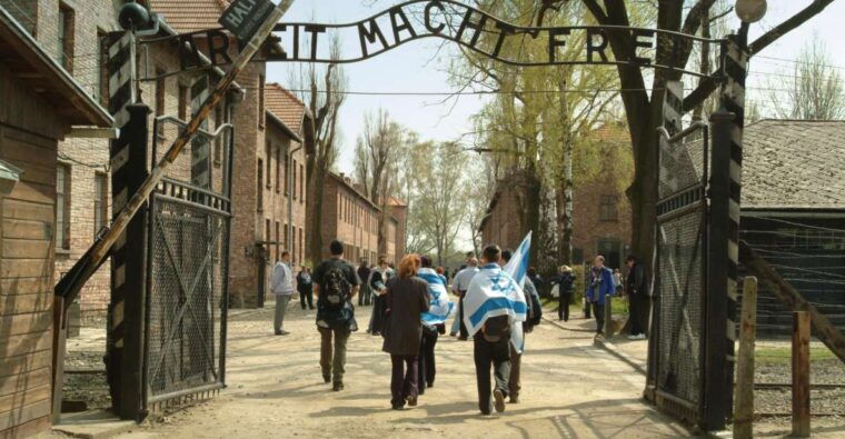 from-krakow-auschwitz-birkenau-memorial-and-museum-tour