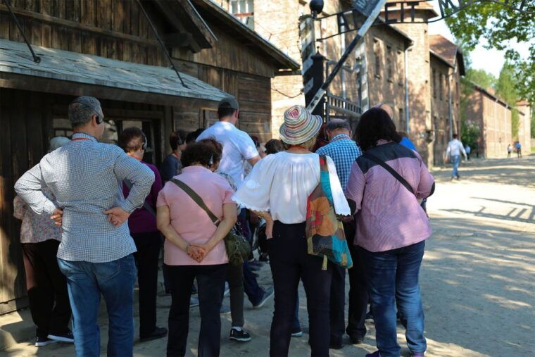from-krakow-auschwitz-birkenau-small-group-tour-with-pickup