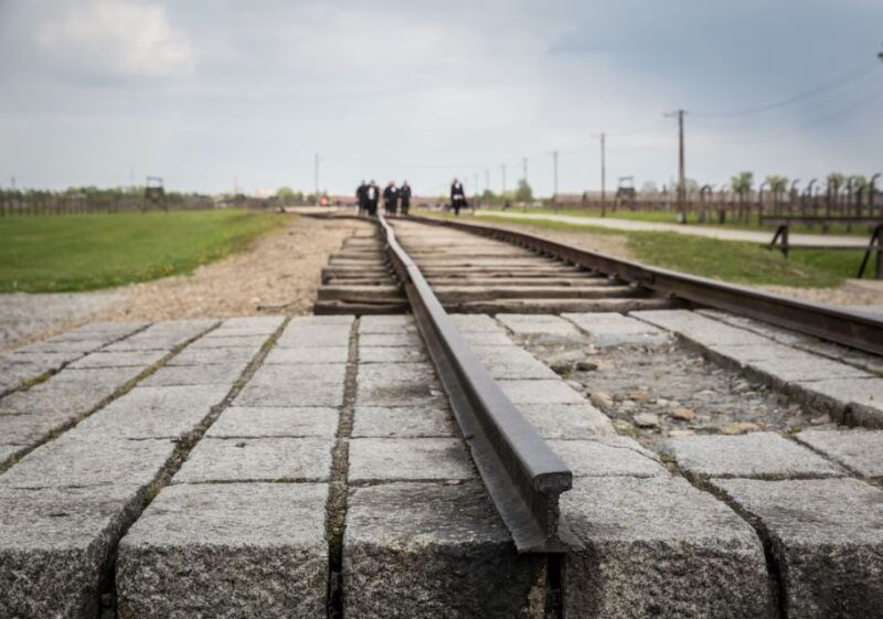 from-krakow-auschwitz-birkenau-tour-with-transfer