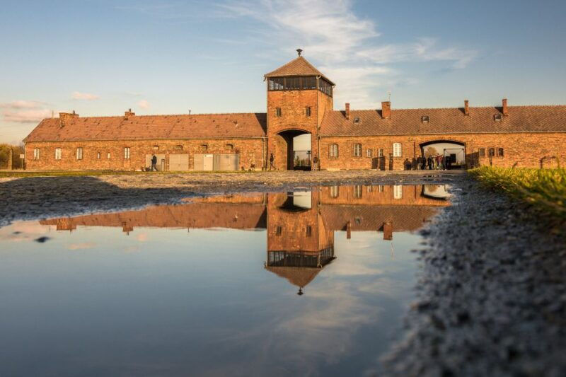 from-krakow-auschwitz-birkenau-tour-with-transportation-4