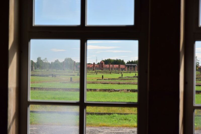 from-krakow-auschwitz-birkenau-tour-with-transportation-4