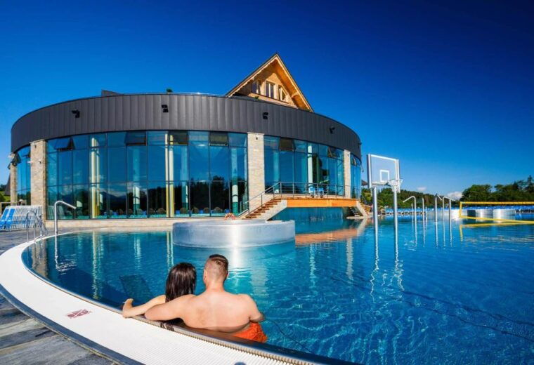 from-krakow-chocholowskie-thermal-baths-ticket-and-transfer