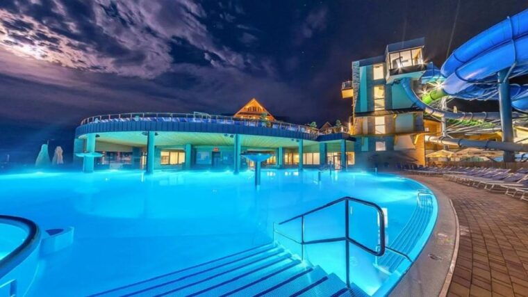 from-krakow-chocholowskie-thermal-baths-ticket-and-transfer