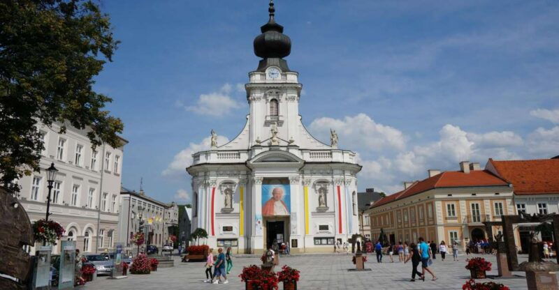 from-krakow-full-day-wadowice-czestochowa-tour