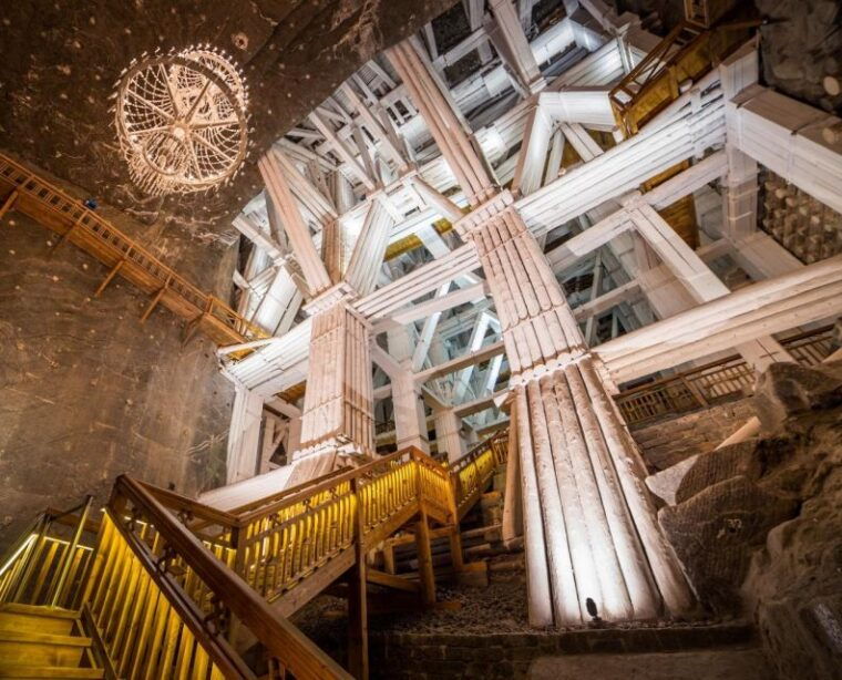 from-krakow-guided-tour-in-wieliczka-salt-mine