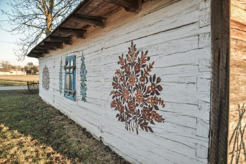 from-krakow-guided-tour-of-zalipie