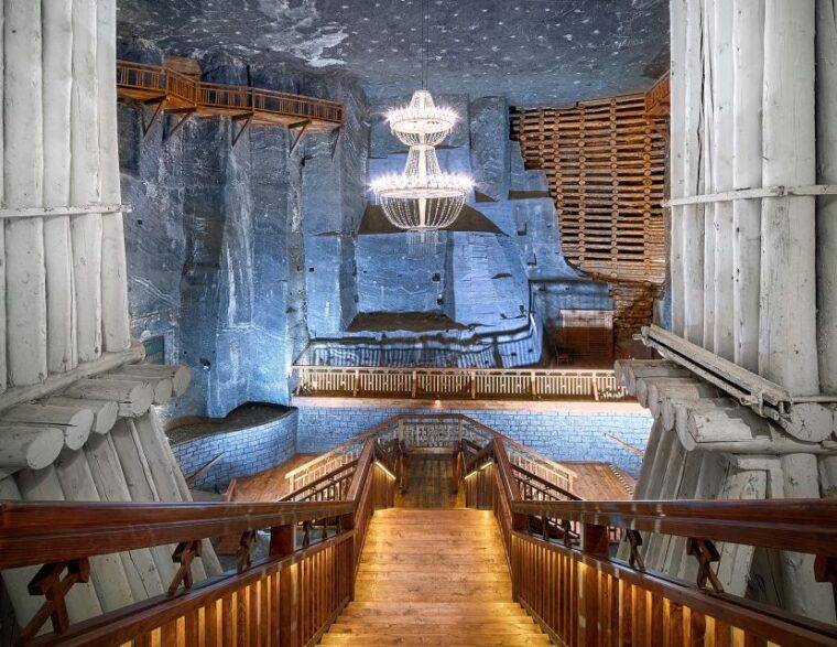 from-krakow-guided-wieliczka-salt-mine-and-chapel-tour