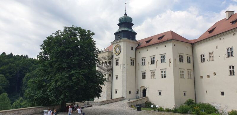 from-krakow-ojcow-national-park-ogrodzieniec-castle-tour