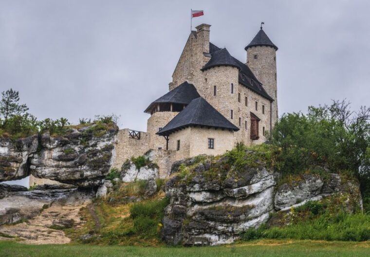 from-krakow-trail-of-the-eagles-nests-day-tour