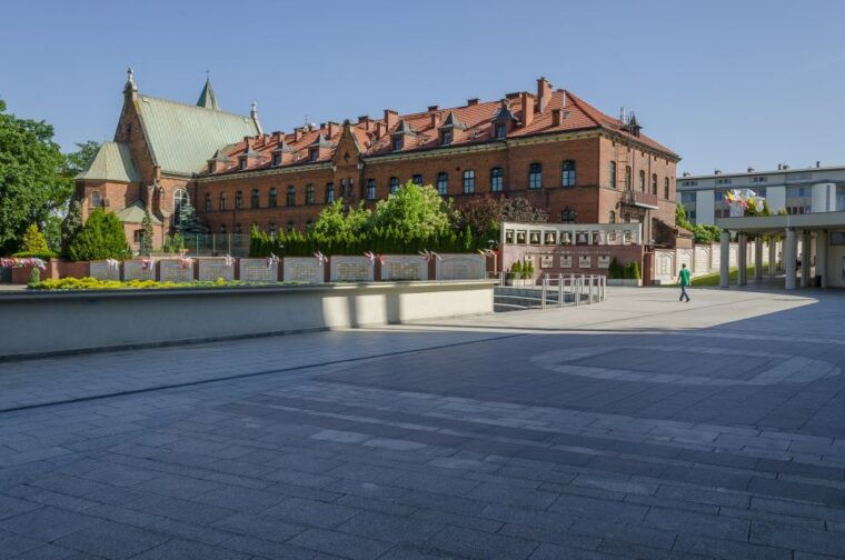 from-krakow-wadowice-sanctuary-of-divine-mercy-tour