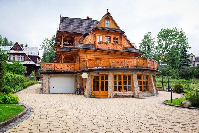 From Krakow: Zakopane, Slovakia Treetop Walk & Thermal Baths - Exploring the From Krakow: Zakopane, Slovakia Treetop Walk & Thermal Baths Tour