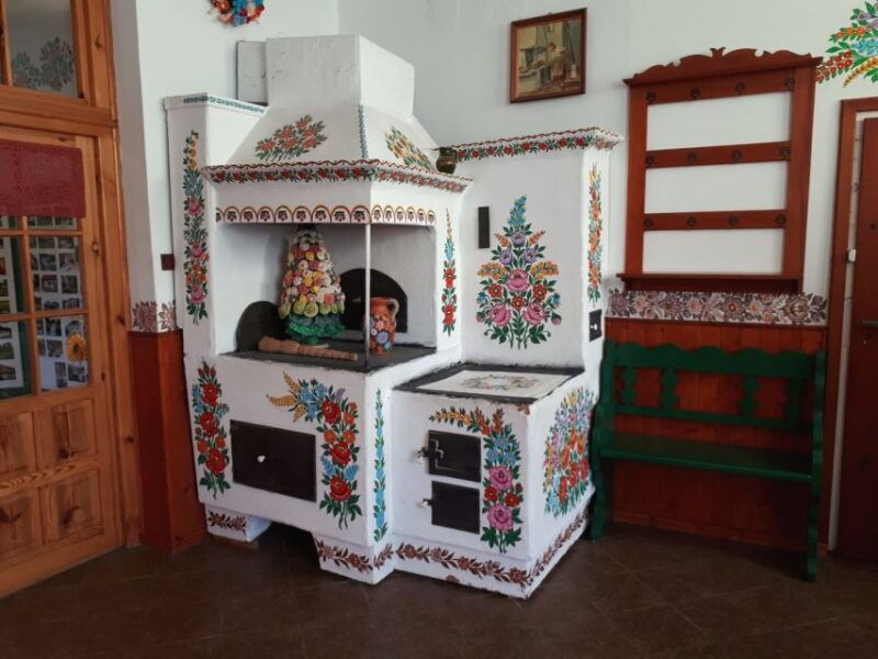 from-krakow-zalipie-village-day-tour