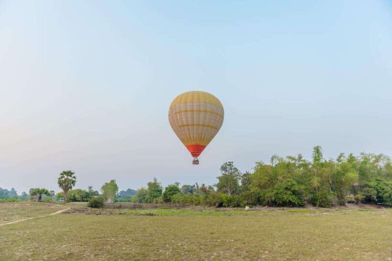 from-krong-siem-reap-angkor-hot-air-balloon-ride-w-pickup