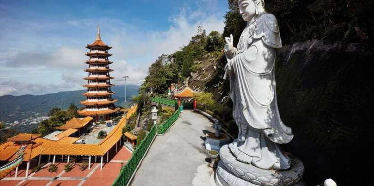 from-kuala-lumpur-private-genting-highlands-day-trip