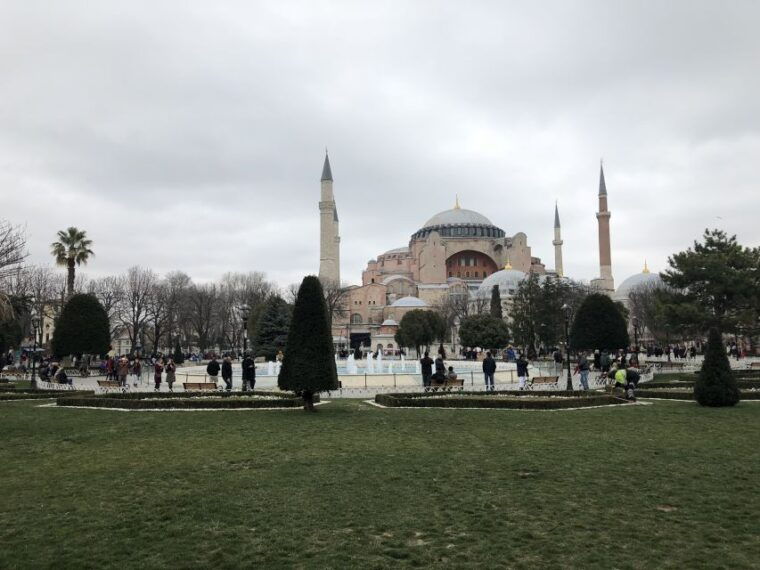 from-kusadasi-istanbul-day-trip-with-flights