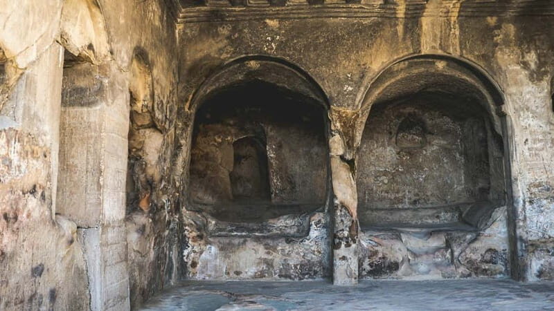 From Kutaisi: Gori and Uplistsikhe Cave town Guided Tour - Lunch and Local Flavors
