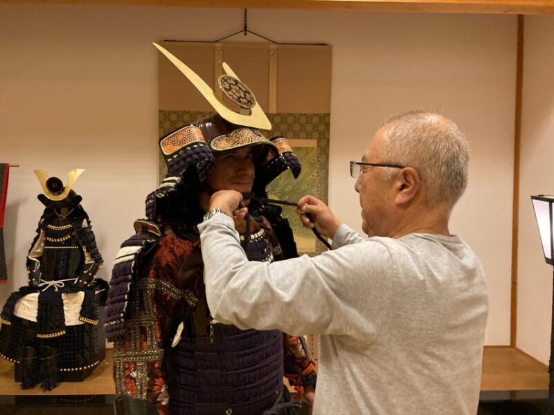 From Kyoto/Osaka/Kobe: Samurai Armor Dressing in a Castle - FAQ