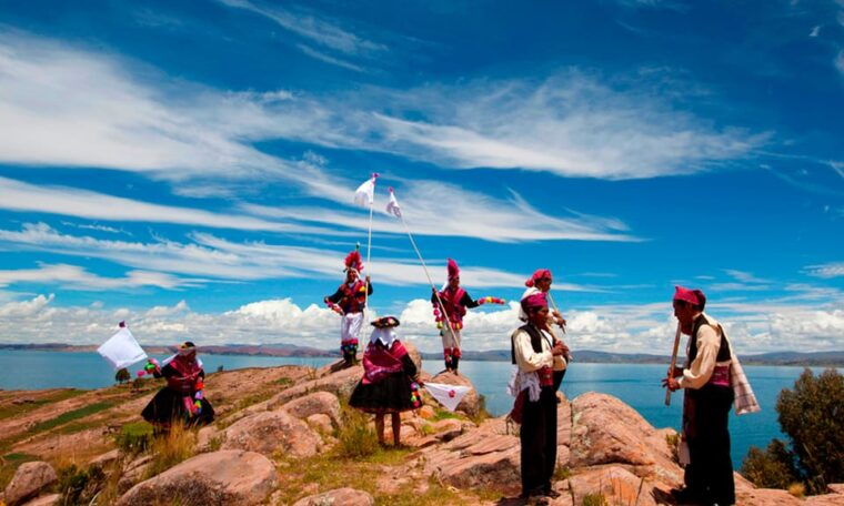 from-la-paz-2-day-tour-to-isla-del-sol-lake-titicaca