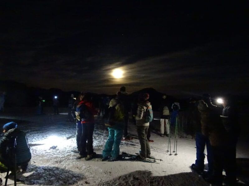 from-la-raya-night-snowshoe-tour-in-asturias