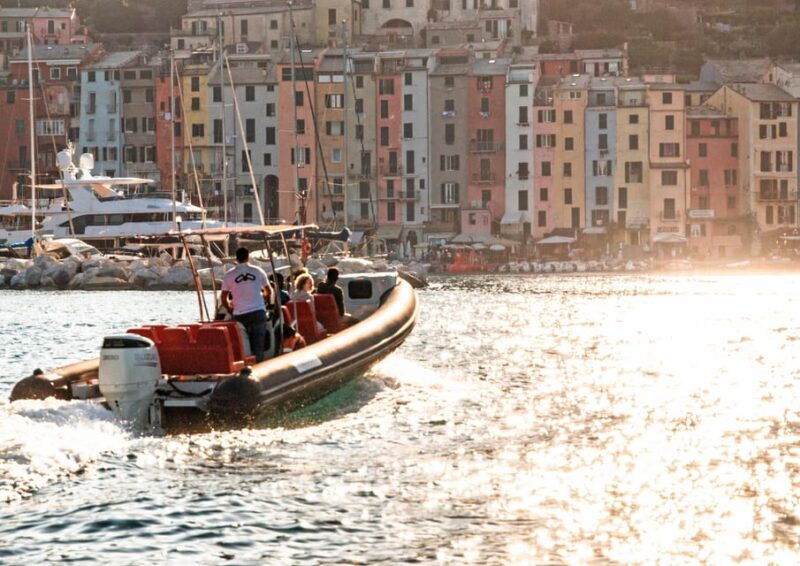 from-la-spezia-golden-hour-boat-tour-among-the-3-islands