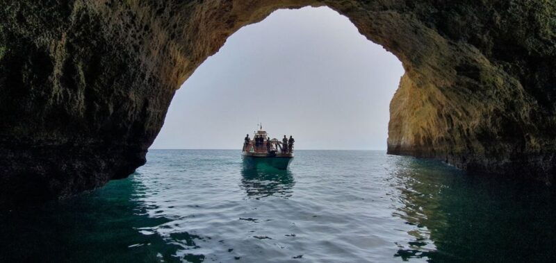 from-lagos-family-friendly-catamaran-tour-of-benagil