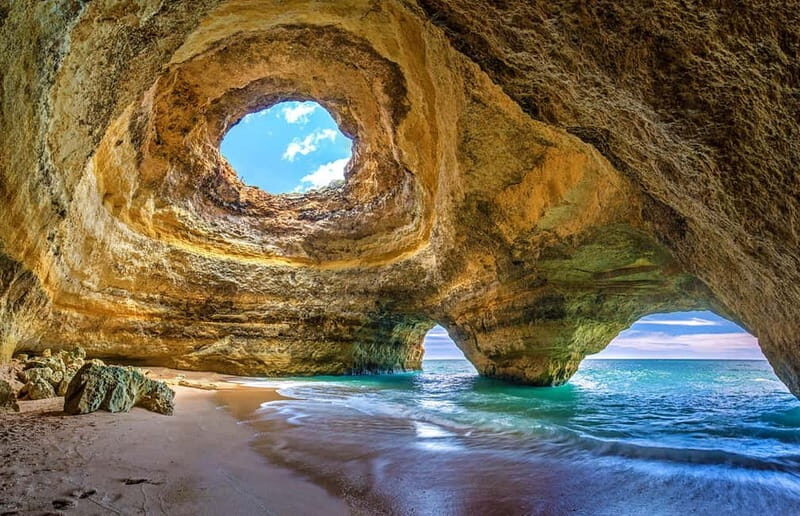 From Lagos: Scenic Cruise to the Benagil and Carvoeiro Caves - From Lagos: Scenic Cruise to the Benagil and Carvoeiro Caves