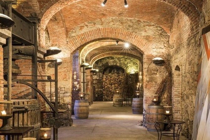 from-lake-como-or-milan-serravalle-vip-shopping-and-wine-tasting