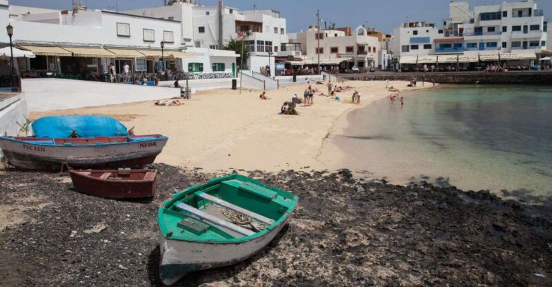 from-lanzarote-day-trip-to-fuerteventura-and-corralejo