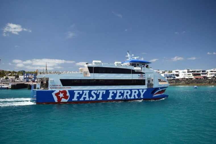 from-lanzarote-day-trip-to-fuerteventura-and-corralejo