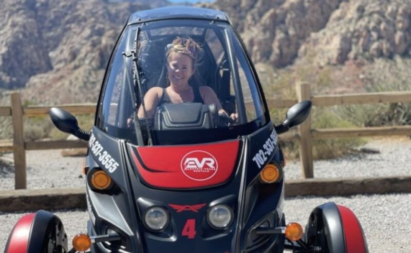 from-las-vegas-red-rock-electric-car-self-drive-adventure