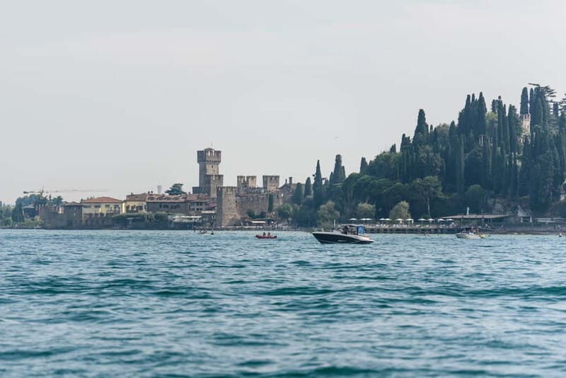 From Lazise: Motorboat Lake Garda Cruise to Sirmione - An In-Depth Look at the Lake Garda Cruise to Sirmione