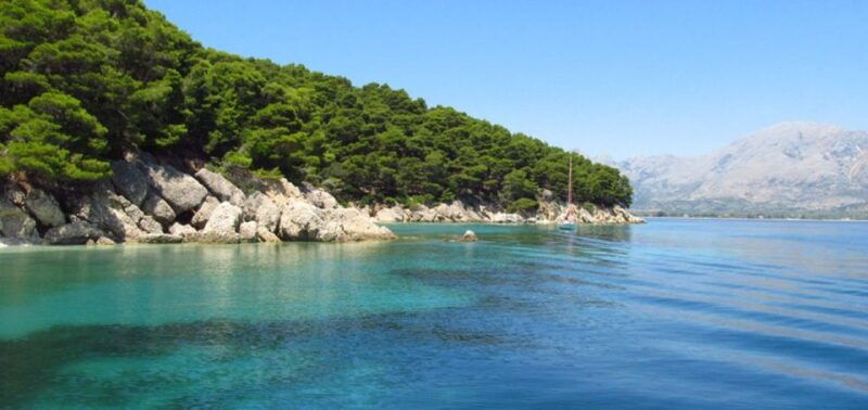from-lefkada-half-day-kayak-tour-to-meganisi-island
