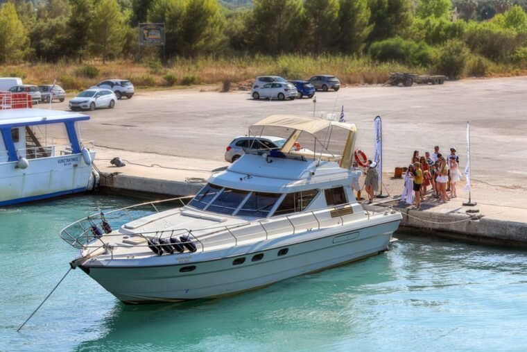 from-lefkimmi-luxury-yacht-cruise-to-sivota-and-blue-lagoon