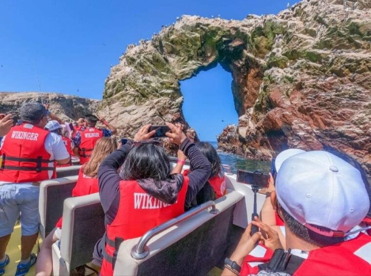 from-lima-ballestas-and-huacachina-oasis-full-day-tour