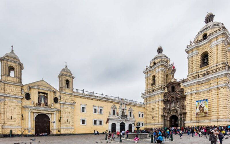 from-lima-colonial-city-tour-catacombs-museum-guided-tour