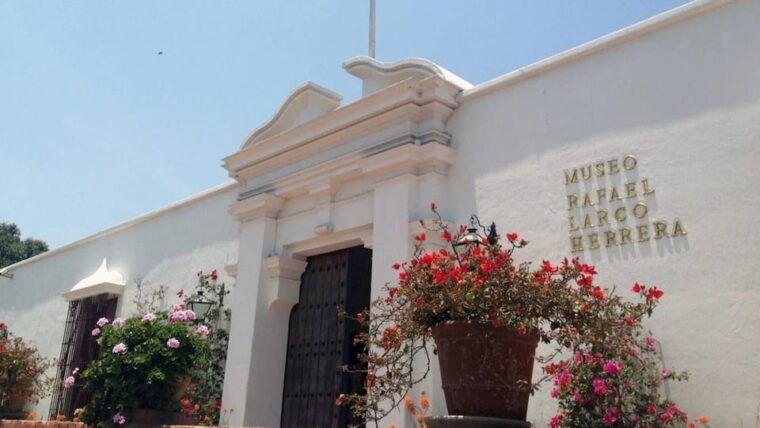 from-lima-larco-herrera-museum-and-huaca-pucllana-tour