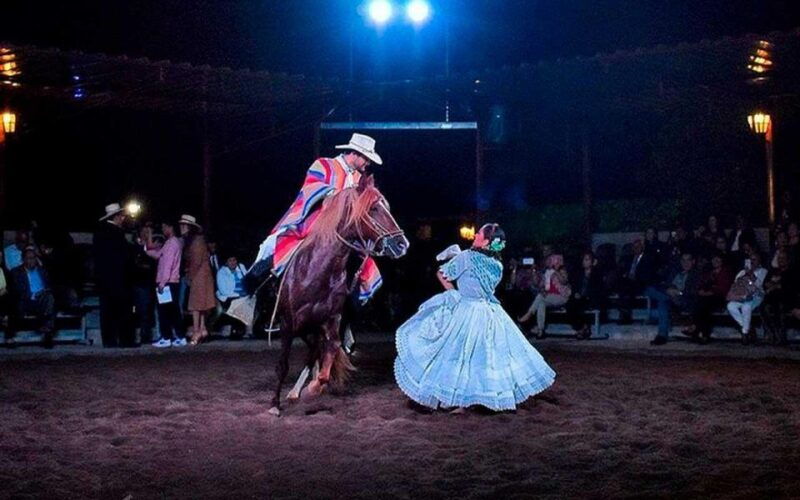 from-lima-lunch-show-paso-horses