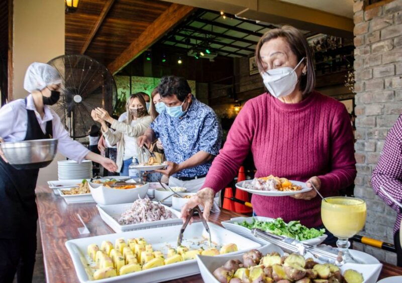 from-lima-pachacamac-archaeological-tour-lunch-show
