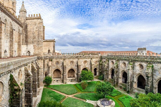 from-lisboa-evora-monsaraz-private-full-day-tour