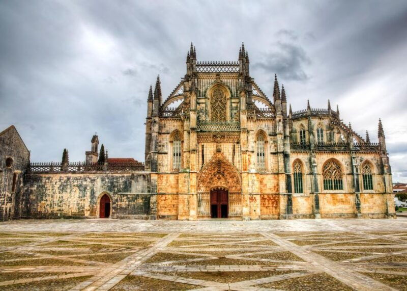 from-lisboa-fatima-nazare-obidos-batalha-full-day-tour