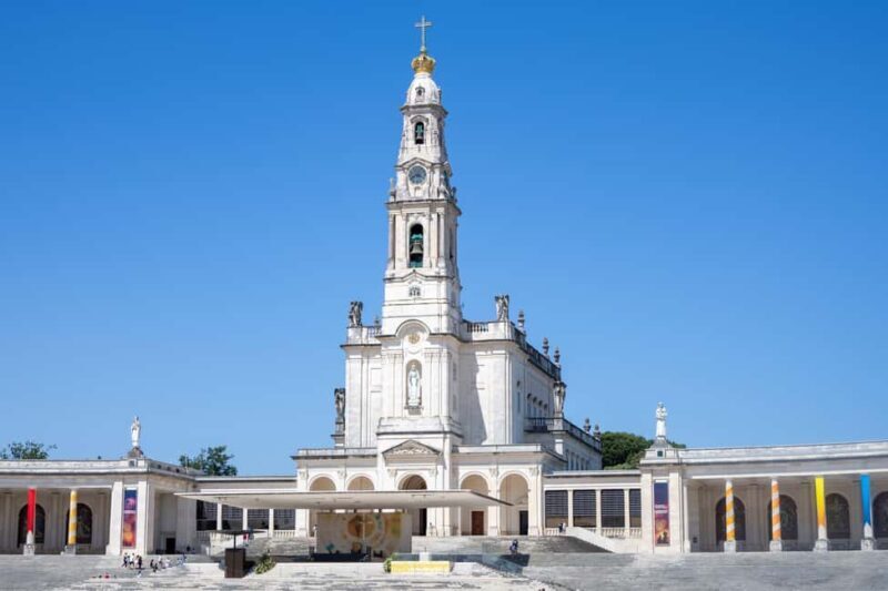 From Lisbon: 3 Cities Fátima, Sintra and Nazaré Private Tour - A Closer Look at the Itinerary and Highlights