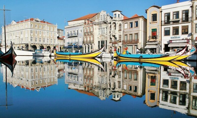 From Lisbon: Aveiro, Boat Ride, Costa Nova & Coimbra Private - Coimbra: Portugal’s Academic Gem
