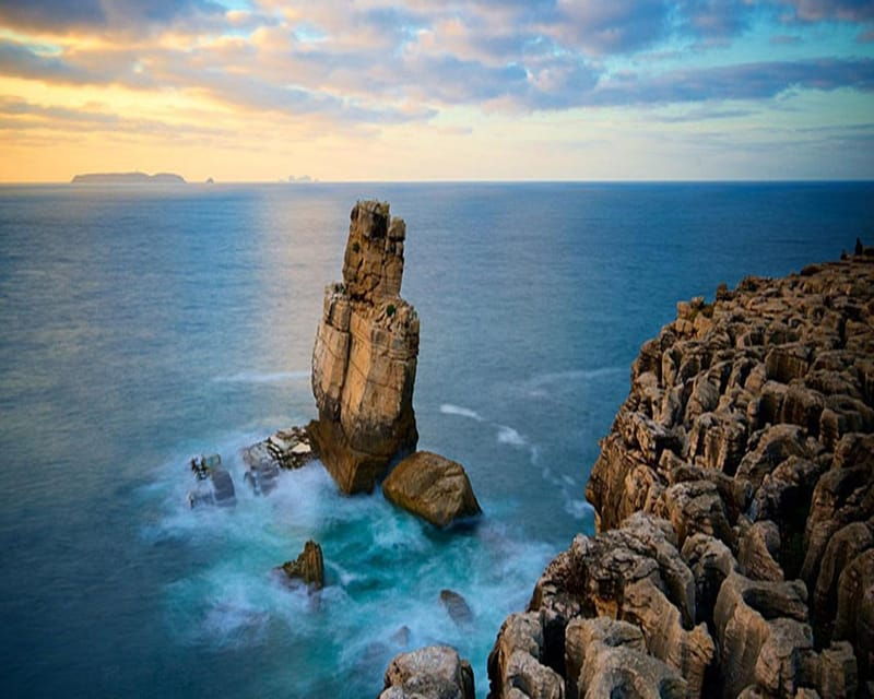 from-lisbon-berlenga-island-peniche-mafra-palace-car-tour