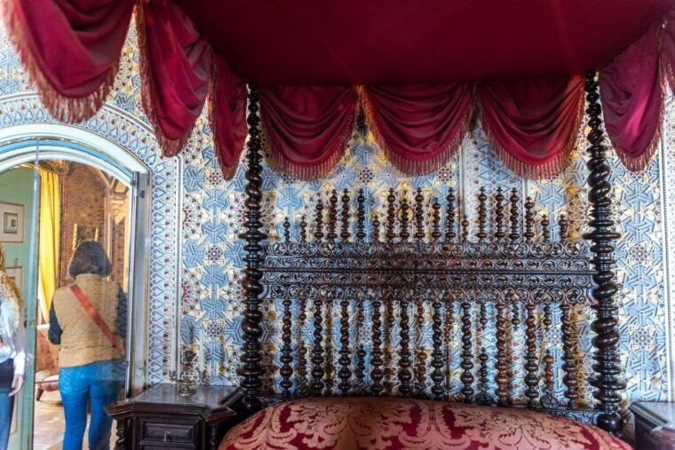 from-lisbon-best-of-sintra-and-cascais-guided-day-tour